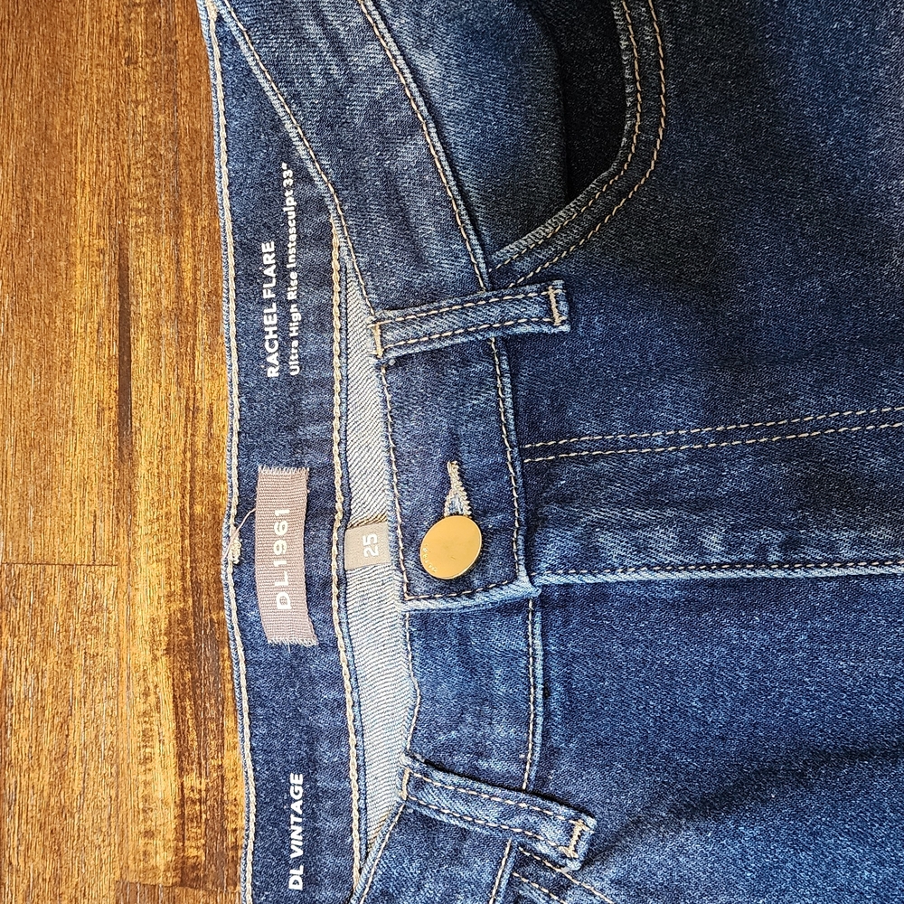 DL1961 Indigo Blue Durable Denim Jeans